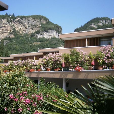 Residence Cascata Varone Riva del Garda Exterior foto